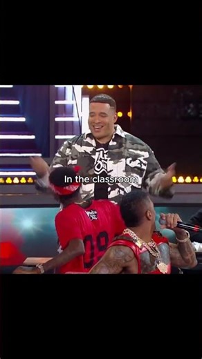 CRAZY BLOOPER IN THE CLASSROOM!!