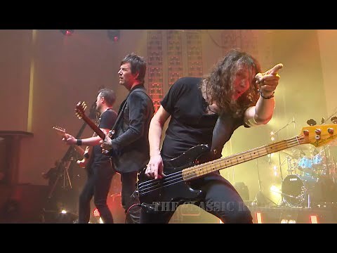 ZZ Top "La Grange" performed by The Classic Rock Show / 2020