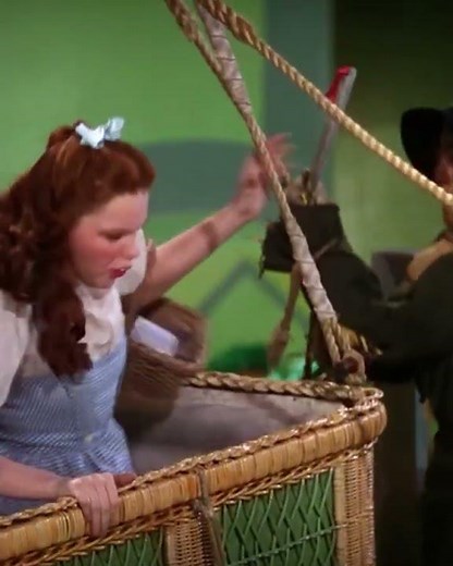 The Wizard Takes Dorothy On His Hot Air Balloon To Leave Oz- Wizard Of Oz Comedy Recap