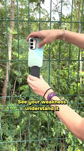 Want to be better at tennis? Use the Racquet View tennis phone mount. See your game differently 🎾💯