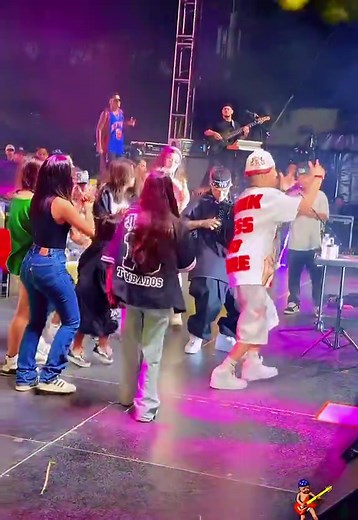 Santa Fe Klan: Concierto y Fiesta en Playa del Carmen