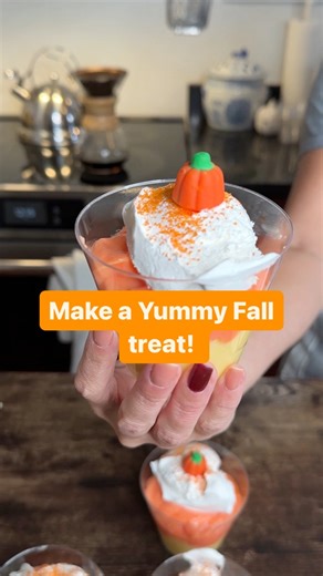 East candy corn dessert! 😋 #candycorn #pudding #pumpkin #fall #treats #yummyfood #howto | Randy & Mandy and Friends