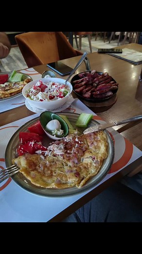 Adam Velickovic (@adamvelickovic)’s videos with original sound - samo osmijeh