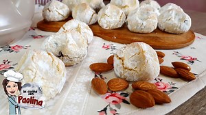 1.6M views · 9.7K reactions | Facili e golosi, i "pizzicotti" con pasta di mandorle si preparano con pochi ingredienti : senza burro e senza farina, quindi gluten free! #pizzicotti #pastadimandorle #biscottidinatale #incucinaconpaolina | In cucina con Paolina | Facebook