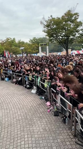 バンギャのヘドバン体験！代々木公園フェス