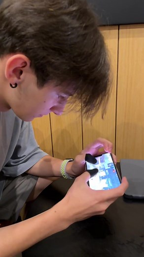 Intense Mobile Gaming Experience Unveiled