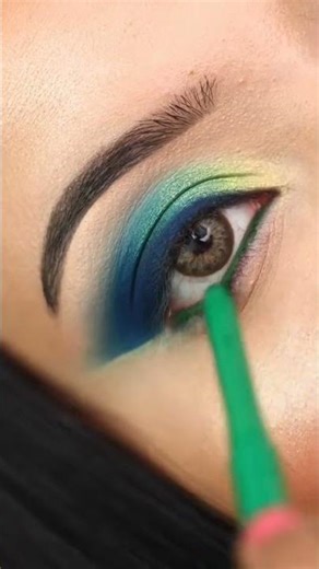 peacock inspired eye makeup tutorial