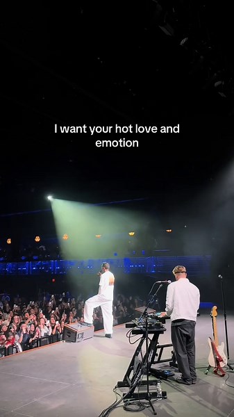 Sing it Dallas