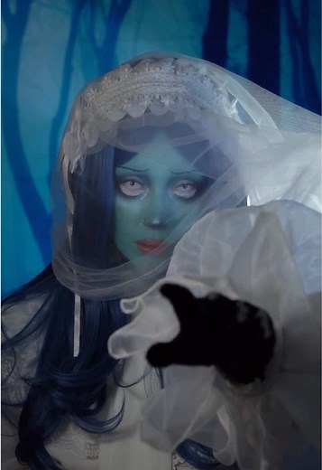 Corpse Bride Cosplay Ideas for Halloween
