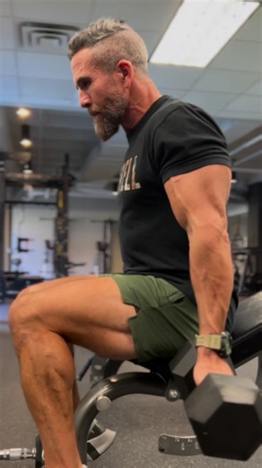 Fill out your sleeves with this targeted biceps and triceps workout💪🏼 #arms #biceps #triceps #workoutmotivation | PaulSklarxfit