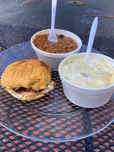 🍖 BEST BBQ IN ALABAMA: We rounded up some of our fave Alabama BBQ spots to get our fix!🍗 Byron's Smokehouse📍Auburn, AL🍗 Meat Boss📍 Mobile, AL🍗 Saw's BBQ📍Birmingham, AL🍗 Archibald's BBQ📍Tuscaloosa, AL🍗 Miss Myra's Pit Bar B-Q📍Birmingham, AL🍖 Be sure to let us know what delicious spots we missed!👇 | The Bama Buzz