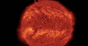 സൂര്യന്റെ ഒരുഭാഗം അകന്നുമാറി, ഉത്തര ധ്രുവത്തിൽ ചുഴലി: ഞെട്ടി ശാസ്ത്രലോകം