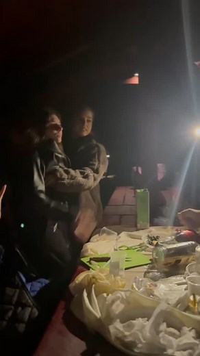 Максим Лагута on Instagram: "🤯Військовий побився із компанією людей через російську музику, – київські пабліки. Пишуть, що коли він попросив вимкнути музику, в нього кинули пляшку. Поліція вже зайнялася цією справою. Це якийсь пздц..."