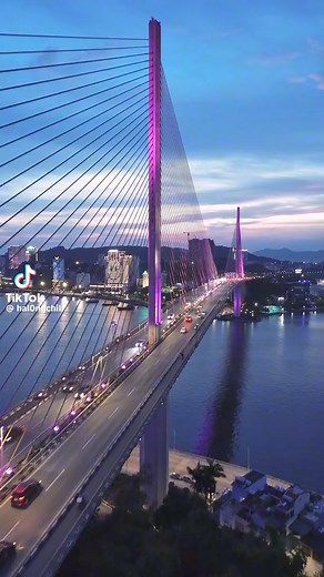 🇻🇳🇻🇳🇻🇳 Scenery of Bai Chay Bridge, Ha Long City,Quang Ninh province. This bridge was built on May 18, 2003 and completed December 2, 2006 ©️ Ha Long chil #ASEANurbanist | ASEAN urbanist