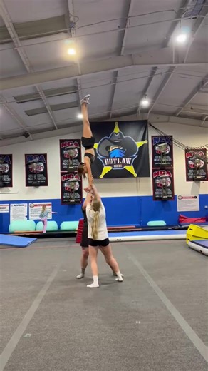 Check out this awesome stunt recreation from Holly! We love it! 👏👏👏 #gunsmok3 #outlawcheer #stunts #stuntgroup