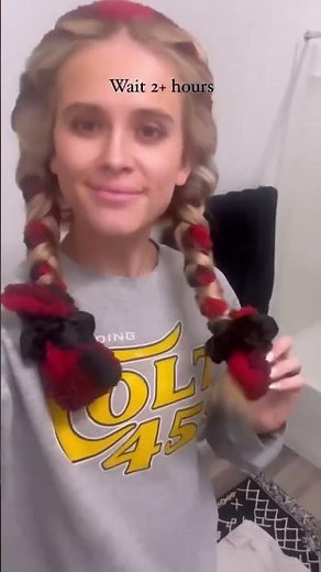 Criss Cross Hair Wrap Tutorial - Cozy Confidence #hairtutorial #heatlesscurls #noheatcurls #hair