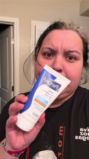 Does PanOxyl Lighten Dark Underarms? Truth About PanOxyl for Hyperpigmentation