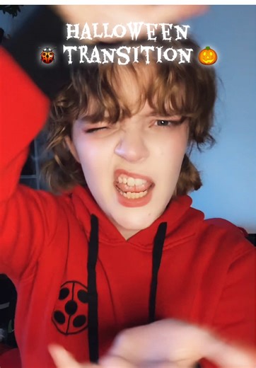 Transformação de Halloween com Miraculous Ladybug