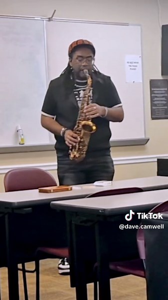 Saxophone Duet Magic at Mic-Check Festival 2025