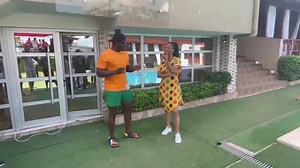 48K views · 7.3K reactions | Dando aulas de “CLIMA” a Yola Araújo  Música já disponível  @yolaaraujo_official nota 10  (Superaste o prof ) | Landrick | Facebook