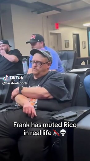 Frank Mutes Rico: A Real-Life Showdown 🔇💀