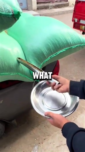 Olaf's Adventures at Disneyland Paris: Sneak Peek of the World of Frozen