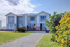 2 Bedroom House to rent in Pinnacle Point Golf Estate - 79 Lodge - Mossel Bay - Property24