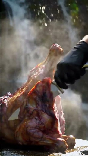 🌅🔥 Riverbank Sunset Goat Roast ASMR | Full Goat Roasting Over Embers 🍖 | Smart Knife Meat Cut 🎥