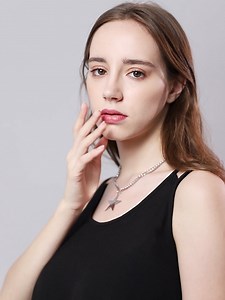 Watch chain link necklace video on Amazon Live