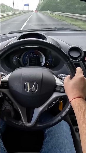 Honda Insight 1.3 IMA Hybrid 88 HP Acceleration Test