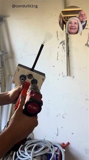 Electricians Will Love This One Simple Wire Feeding Trick #electrical #hacks
