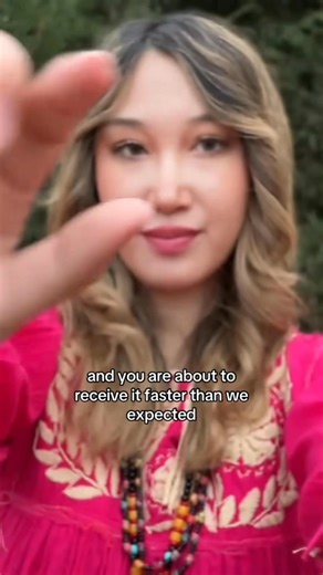 💸 Money Block Remover ASMR 💸 ✨ Follow @xynthiaglow for more on How to Remove Money Blocks and Attract Abundance: 1️⃣ Identify Limiting Beliefs Write down thoughts like “I don’t deserve wealth” or “Money is hard to earn.” Acknowledge them and challenge their truth. 2️⃣ Shift Your Mindset Replace limiting beliefs with empowering affirmations like, “I am worthy of abundance” or “Money flows to me easily and effortlessly.” Repeat them daily! 3️⃣ Clear Energy Blocks with Reiki Focus on your root an