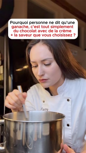 👇👇Récupérez les recettes de base des ganaches 🍫 Ganache chocolat ▫️ 300 g de chocolat au lait ▫️ 60 g de chocolat noir ▫️ 400 g de crème (min. 33 😵 ▫️ 2 c. à café de sirop de glucose 🍫🤍 Ganache Kinder Country ▫️ 200 g de crème (min. 33 😵 ▫️ 150 g de chocolat blanc ▫️ 30 g de riz soufflé 🌰 Ganache pistache ▫️ 300 g de chocolat blanc ▫️ 350 g de crème ▫️ 60 g de pâte de pistache ▫️ 1 c. à café de sirop de glucose 🫐 Ganache myrtille ▫️ 200 g de crème ▫️ 150 g de chocolat blanc ▫️ 50 g de m