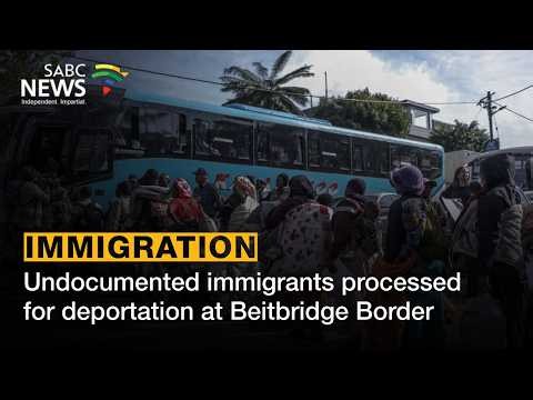 Undocumented immigrants processed for deportation at Beitbridge Border
