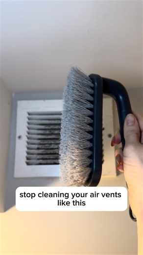 50K views · 136 reactions | The only way I clean my air vents This video was created by Network Media, Creative Crafting, and Marissa M. | Creative Crafting | Facebook