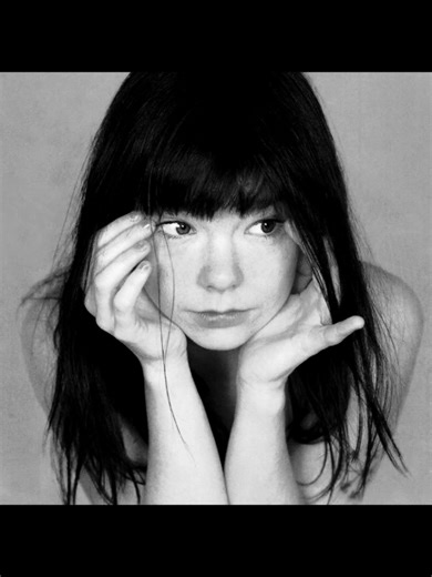 Exploring the Hyperpop Phenomenon in Contemporary Music