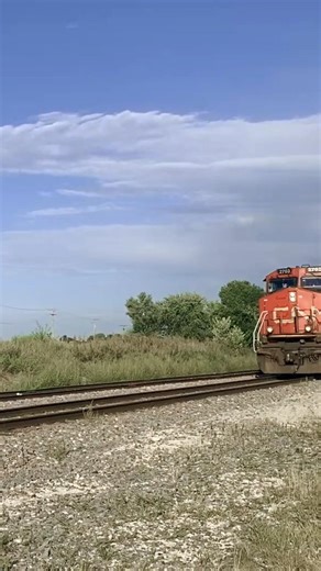 CN M337 with ex-NS SD70M