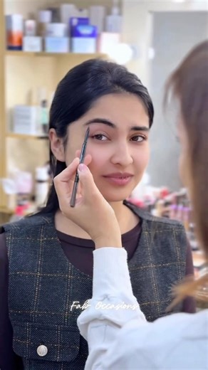 Bride Eyebrows Dancing during Makeup | Bridal Fun | Makeup Lover | Wedding Makeup | Beautiful Bride