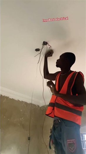 How to draw out wire from a lighting point #electricalengineering #electricaldesigner #lampwiring