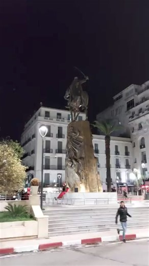 65K views · 2.5K reactions | Alger Centre 殺❤️ الجزائر الوسطى Place...