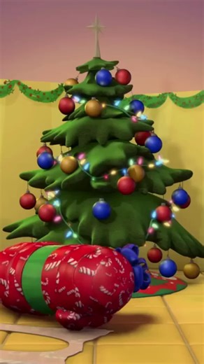 If “Wrapped Myself up” lives rent-free in your Christmas playlist… you’re in good company. Our best gift was wrapped in a swaddle, not wrapping paper! "For God so loved the world that he gave his one and only Son, that whoever believes in him shall not perish but have eternal life." (John 3:16) ❤️ | VeggieTales