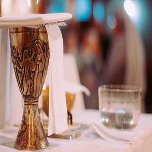 SIGNOS DE LOS SACRAMENTOS DE LA IGLESIA Y SÍMBOLOS