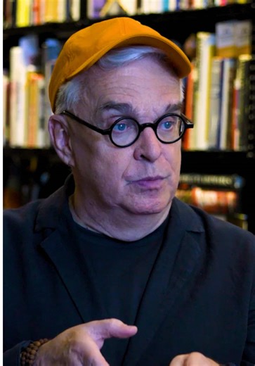 Have you ever watched a client choose the idea you didn’t believe in? Brian Collins explains why that’s not the client’s fault. #Frontify #brand #creative