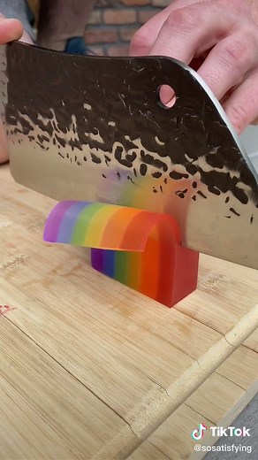 Satisfying rainbow cut 🌈 #satisfying
