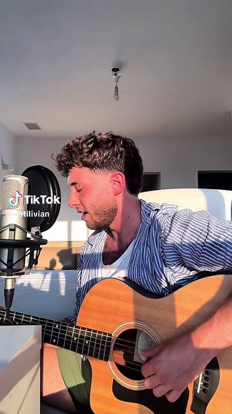 Justin Bieber - Daisies: A Unique Cover Performance