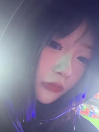 辣的笑的威力 给我嘴一圈都辣肿.