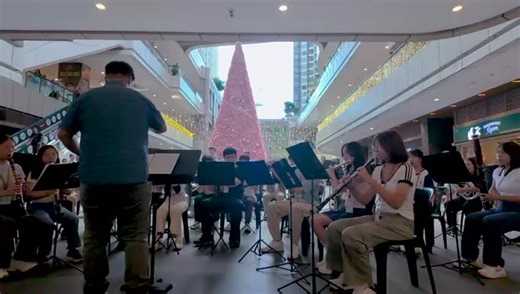 R&F Mall JB on Instagram: "🎄 Christmas Flash-Mob Recap｜R&F Princess Cove Opera House Youth Wind Orchestra's Surprise Mall Performance! 🎶 The Pirates of the Caribbean theme song — absolutely rocked the house! The wind orchestra brought the Christmas vibe alive right here in the mall! 🎺🔥 As soon as the music began, crowds stopped to watch — phones came out to capture every moment! 📱✨ Laughter, cheer, and pure festive joy filled the air! 🎅 We can't wait to bring more musical moments like this
