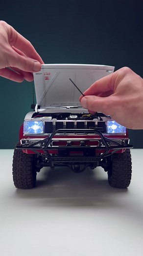 1982 Toyota Pickup Off-Road Adventure | Trail Finder 2 Chassis