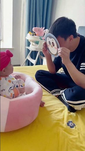 Baby Mask Peek-a-Boo Book – A Fun and Interactive Sensory Experience!