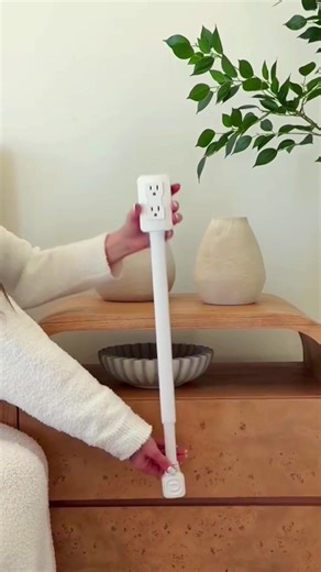 Portable Retractable Socket for Easy Travel
